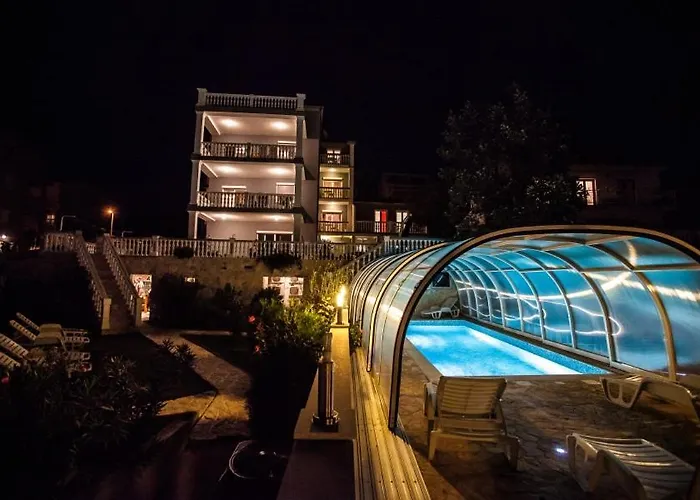 Lägenhet In With Sea View, Terrace, Air Conditioning, Wifi 3492-6 Crikvenica