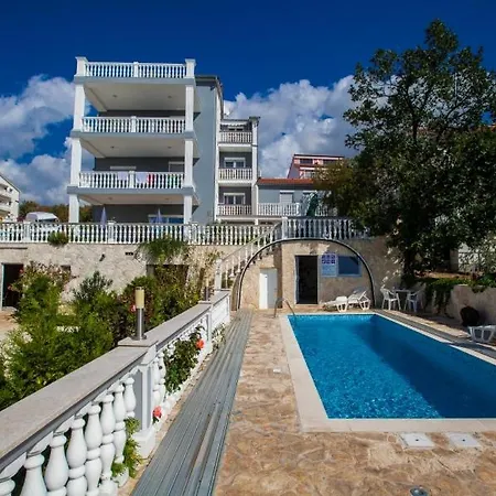 In With Sea View, Terrace, Air Conditioning, Wifi 3492-6 Crikvenica