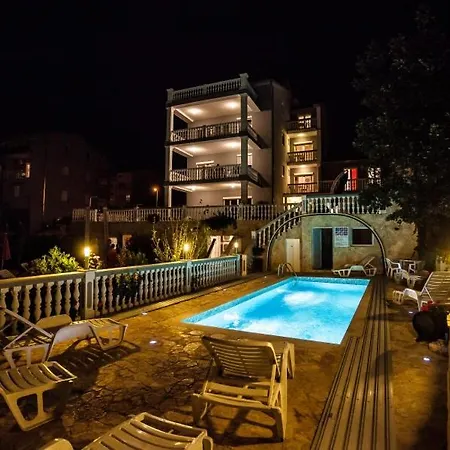 In With Sea View, Terrace, Air Conditioning, Wifi 3492-6 Lejlighed *