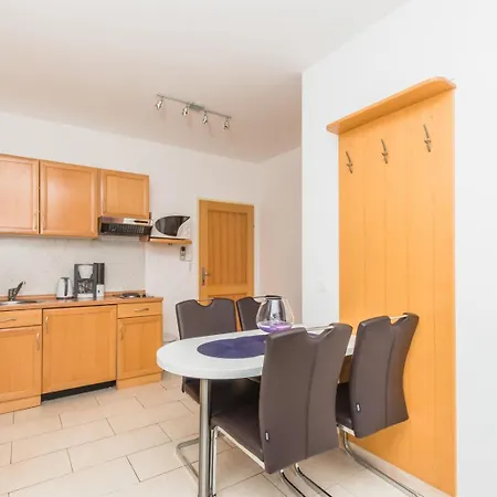 In With Sea View, Terrace, Air Conditioning, Wifi 3492-6 Lejlighed Crikvenica