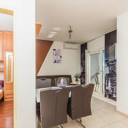 In With Sea View, Terrace, Air Conditioning, Wifi 3492-6 Lejlighed *