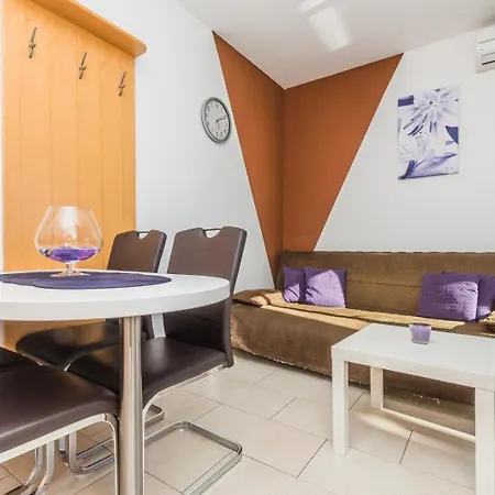 Lejlighed In With Sea View, Terrace, Air Conditioning, Wifi 3492-6 *