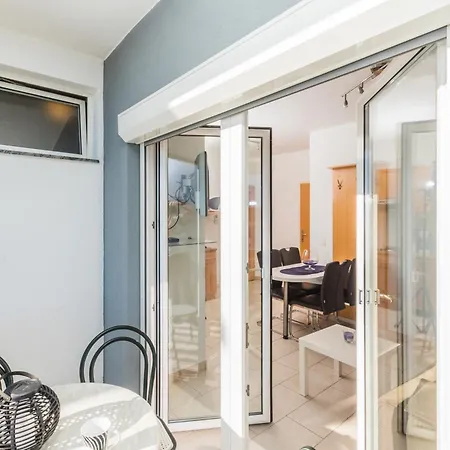 In With Sea View, Terrace, Air Conditioning, Wifi 3492-6 Lejlighed Crikvenica