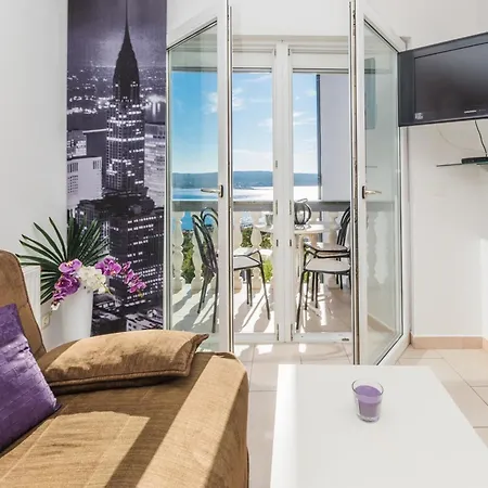 In With Sea View, Terrace, Air Conditioning, Wifi 3492-6 * Crikvenica